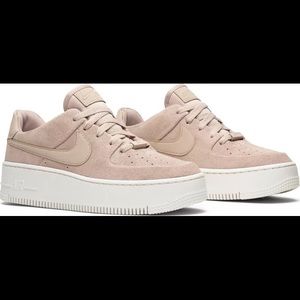 Women Nike Air Force 1 Sage Low ‘Particle Beige’
